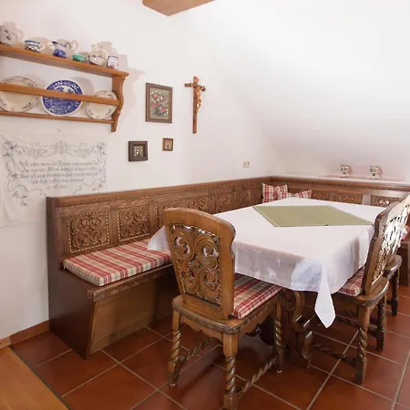 Elisabeth Stadler * Sankt Gilgen