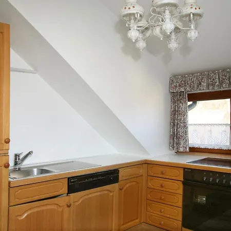 Elisabeth Stadler Apartment *